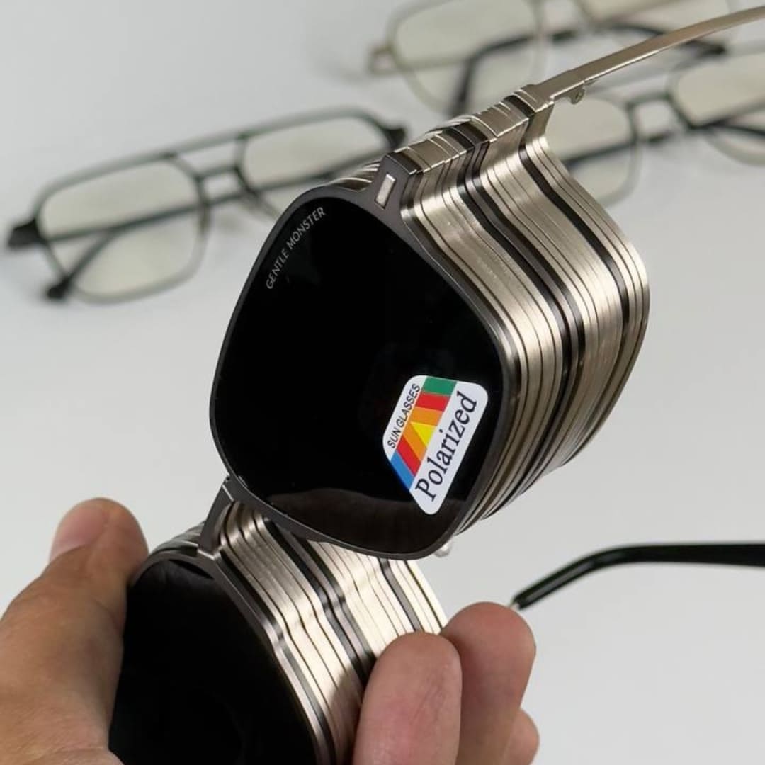 Óculos Magnético de Titânio com Garantia de 1 ano ( COLOQUE SUA LENTE DE GRAU ) - Lentes com proteção UV e UVA