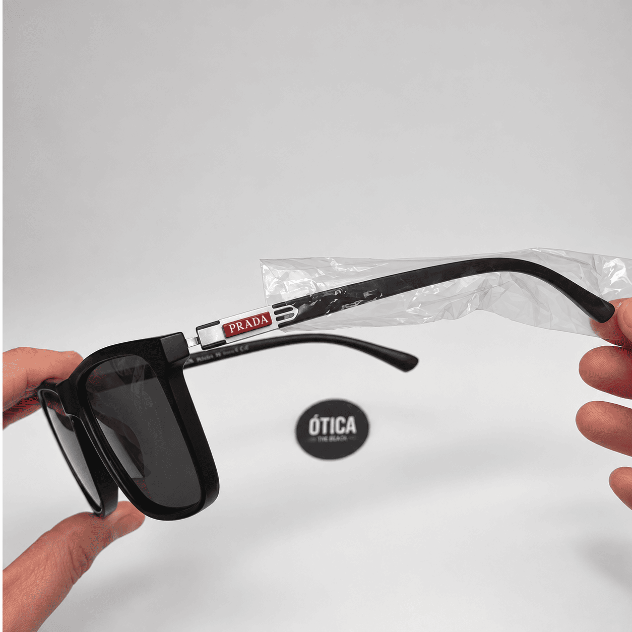 Óculos De Sol Prada LINE ÚNICO RB051 - Modelo CLÁSSICO - COM 1 ANO DE GARANTIA