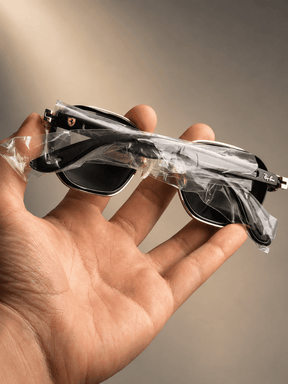 Óculos De Sol Ray-Ban Ferrari - COM 1 ANO DE GARANTIA - APENAS 19 UNIDADES DISPONÍVEIS