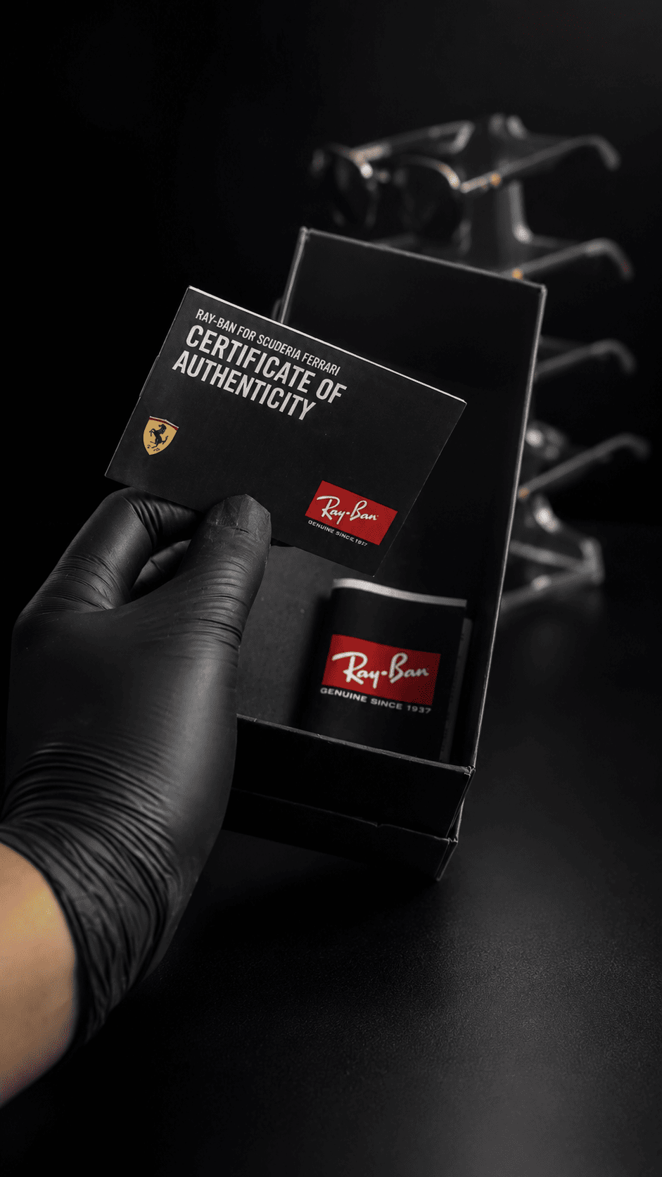 ESTOJO ORIGINAL FERRARI RAYBAN - EMBALAGEM PREMIUM